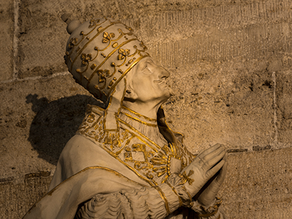 Statue innerhalb der Kathedrale